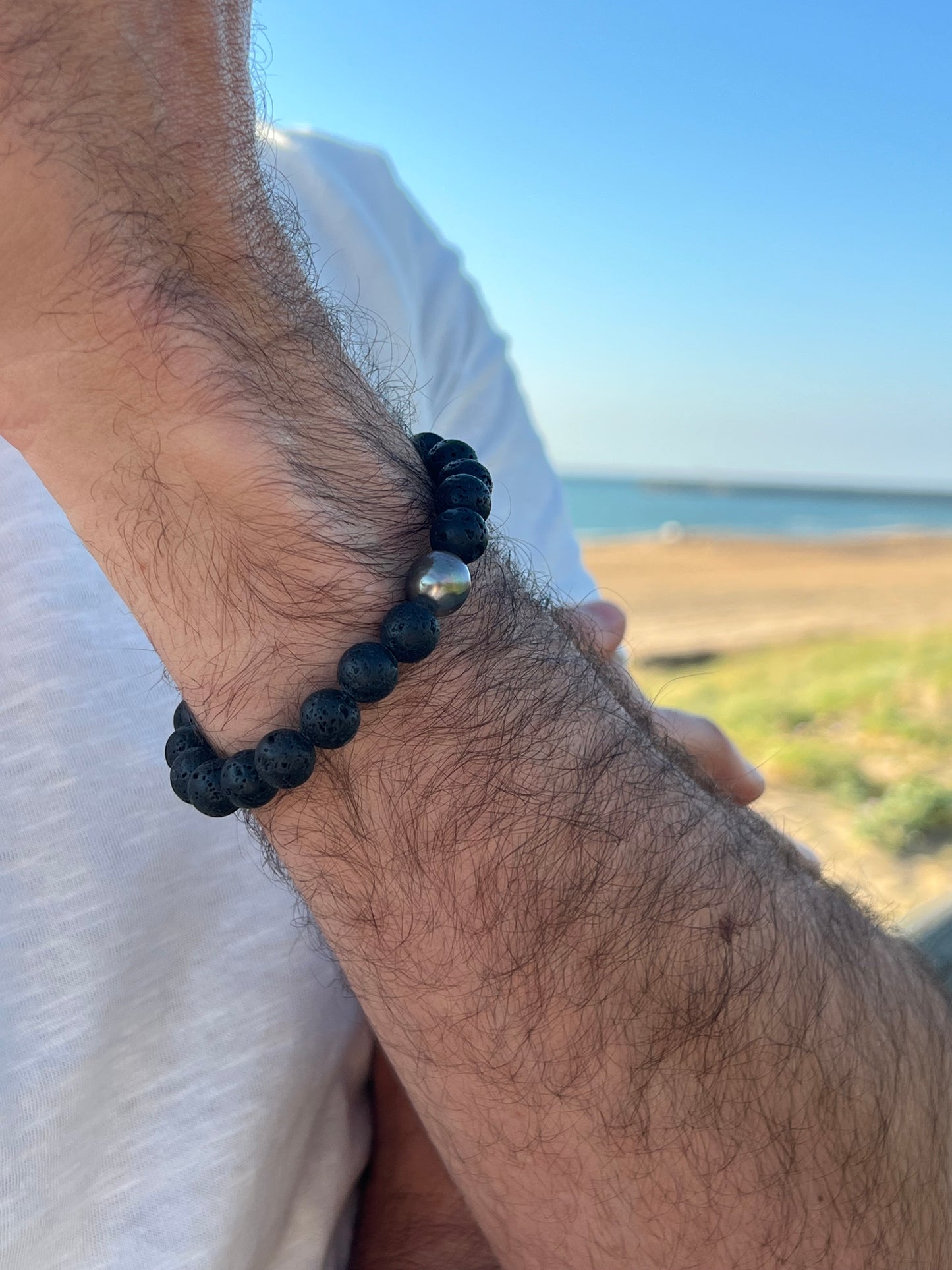 Bracelet Homme Kea, perles de roche volcanique et perle de Tahiti