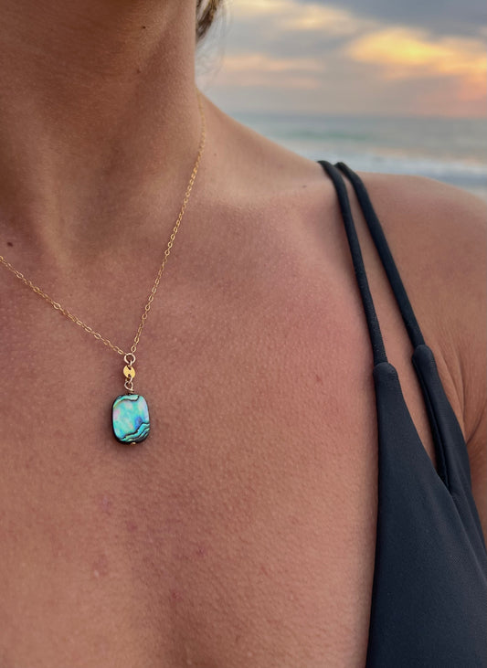 Collier "Ormoa" Long en Nacre d’abalone